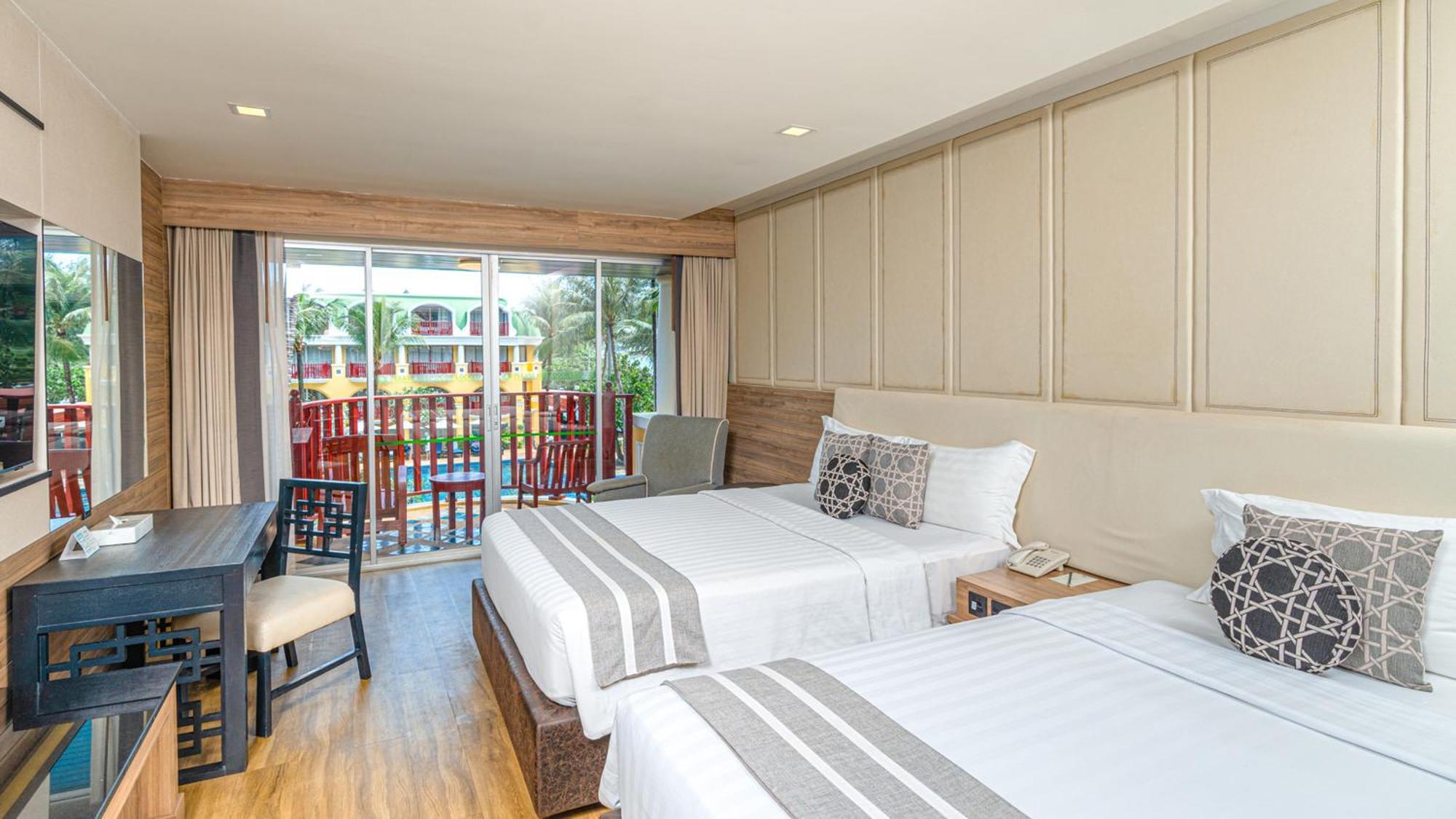 Phuket Graceland Resort And Spa Patong Esterno foto Deluxe Pool Access
